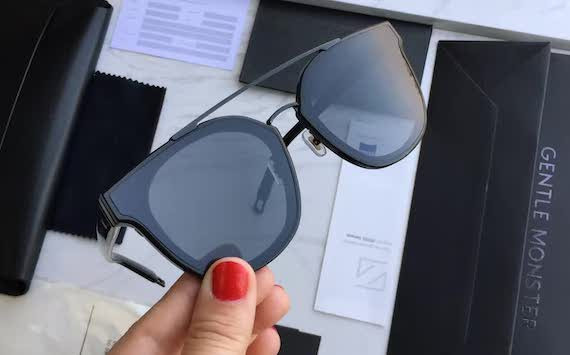 Cách phân biệt kính Gentle Monster thật giả