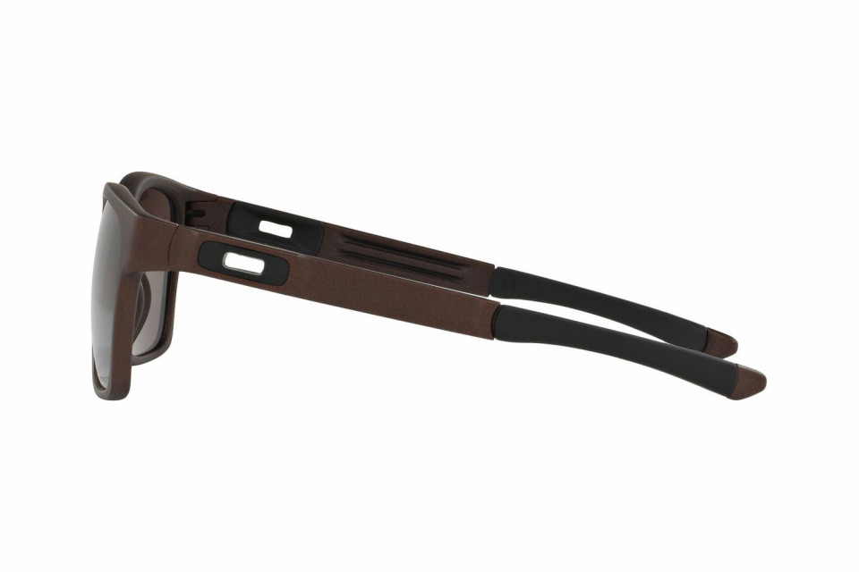 Kính mát Oakley Catalyst OO9272-21(56)