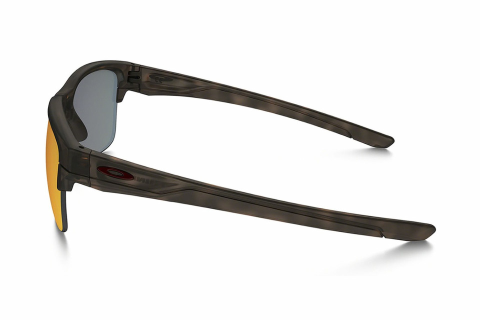 Oakley OO9317-06(63)