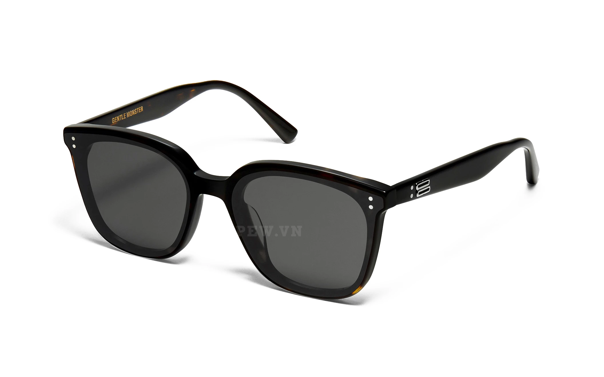 Gentle Monster Queen T2