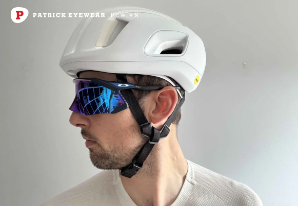 Oakley Velo Kato: Kính mát thể thao đáng sở hữu nhất của Oakley năm nay