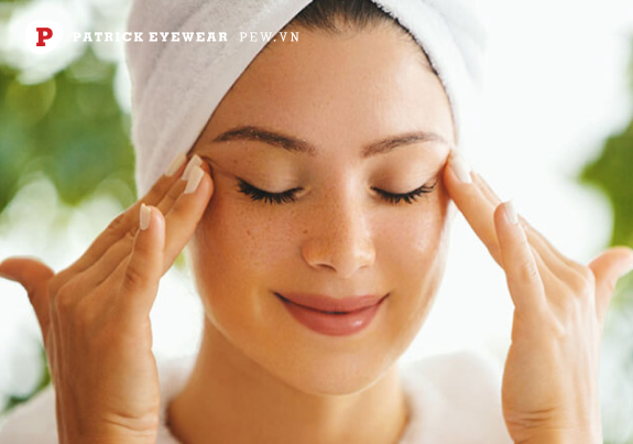 mắt lồi cận thị phải làm sao  Mắt lồi: Nguyên nhân, triệu chứng và cách điều trị