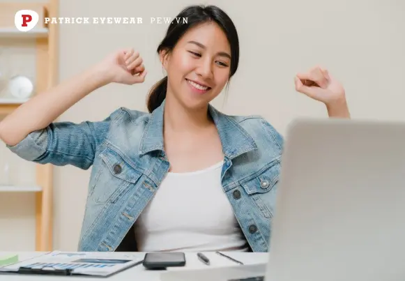 Độ sáng màn hình máy tính bao nhiêu tốt cho mắt