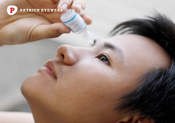 Mắt bị cộm phải làm sao Mắt bị cộm: Nguyên nhân và cách điều trị hiệu quả