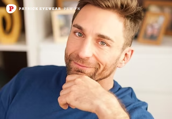 Các mẫu lens cho nam đẹp nhất hiện nay