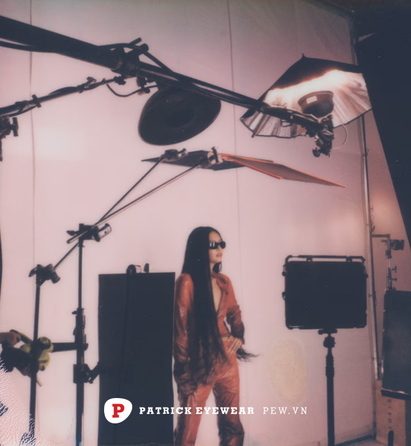 Jennie trở thành đại sứ thương hiệu Ray-Ban Jennie trở thành đại sứ thương hiệu Ray-Ban